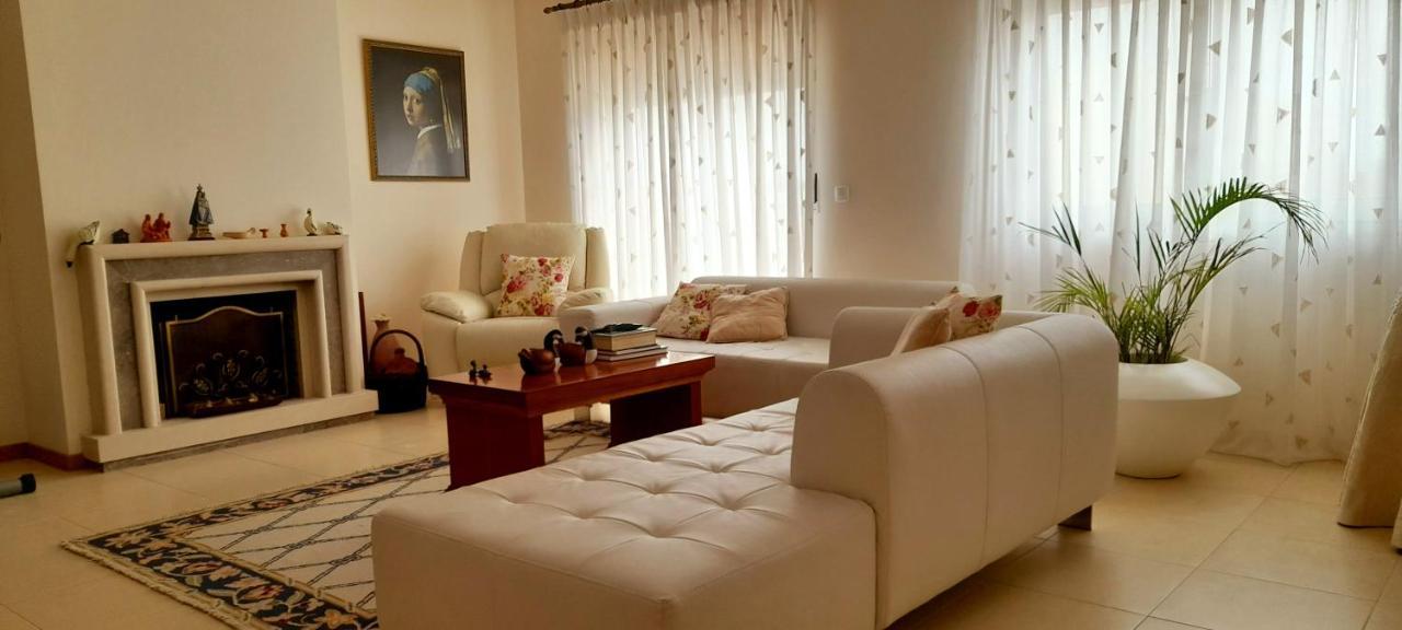 Casa Dos Limoes Hotel Калдас да Райна Екстериор снимка